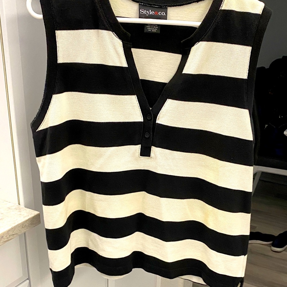 Style & Co. Women's Black and Cream Striped Tank Top